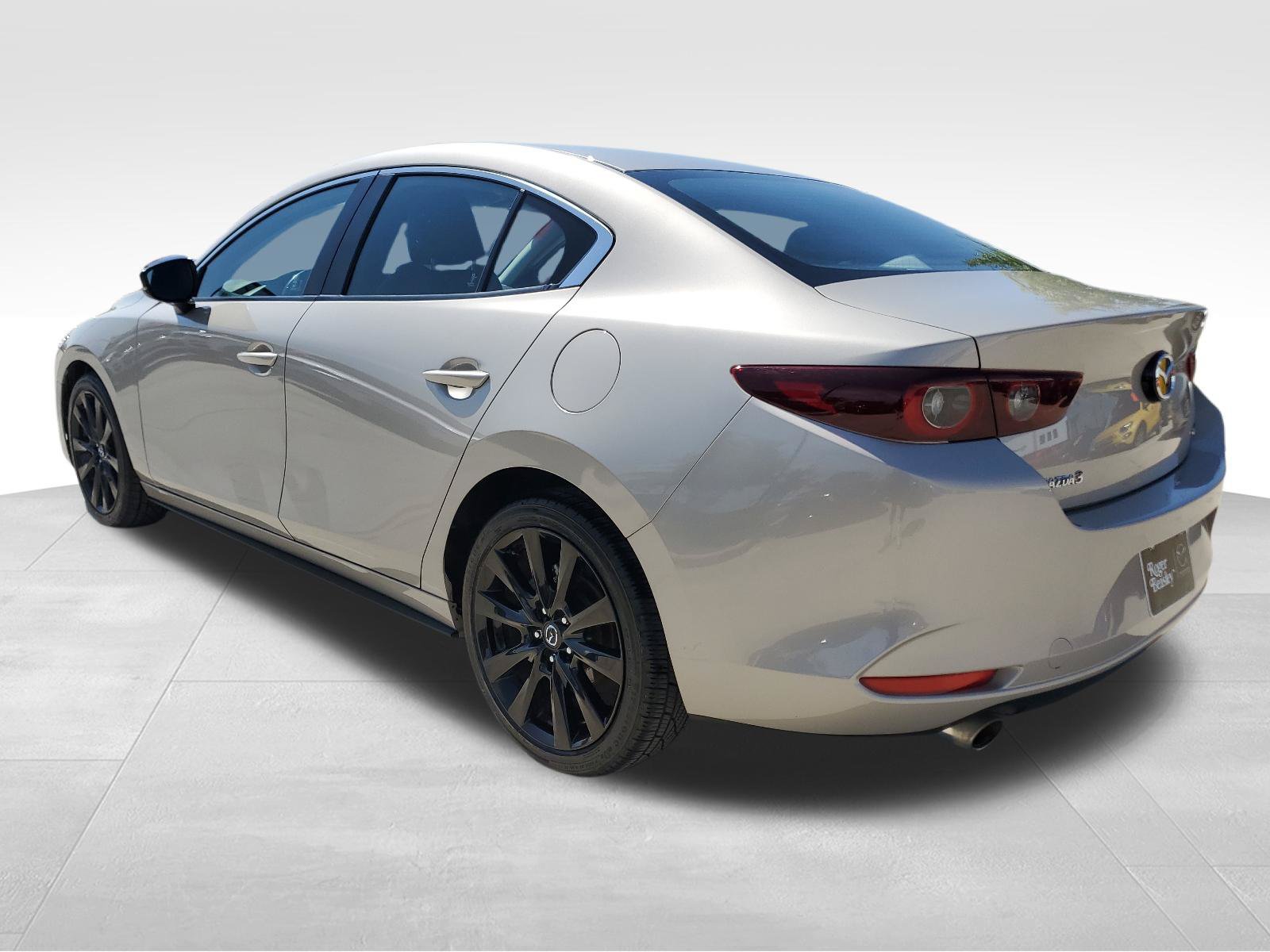 Used 2025 MAZDA MAZDA3 s FWD image 7