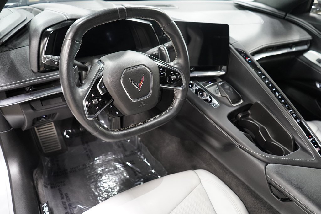 Used 2020 Chevrolet Corvette Stingray Coupe w/ Z51 Performance Package RWD image 11