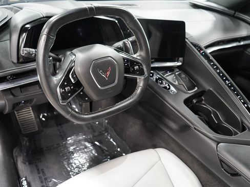 Used 2020 Chevrolet Corvette Stingray Coupe w/ Z51 Performance Package RWD image 11