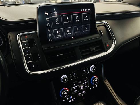 Used 2023 GMC Yukon XL SLT AWD/4WD image 19