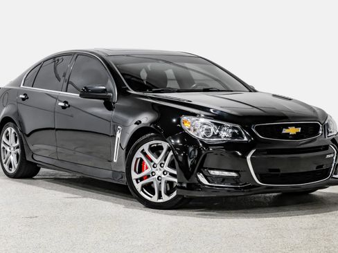 Used 2017 Chevrolet SS image 4