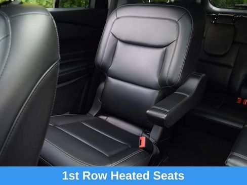 Used 2022 Ford Explorer XLT w/ Equipment Group 202A AWD/4WD image 15