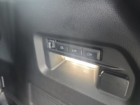 Certified 2025 Ford Explorer ST AWD/4WD image 9