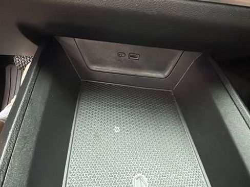 Used 2025 Chevrolet Equinox ACTIV image 24