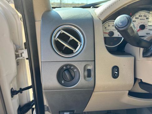 Used 2007 Ford F150 Lariat image 13