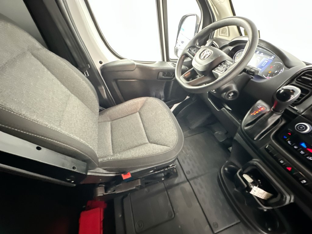 Used 2025 RAM ProMaster 2500 w/ U-Haul Equipment Group FWD image 9