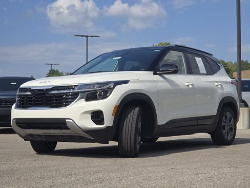 Used 2024 Kia Seltos S AWD/4WD image 13