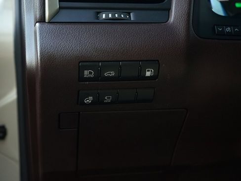 Used 2016 Lexus RX 450h AWD image 28