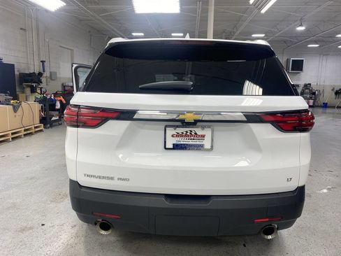 Certified 2023 Chevrolet Traverse LT w/ LT Premium Package image 41