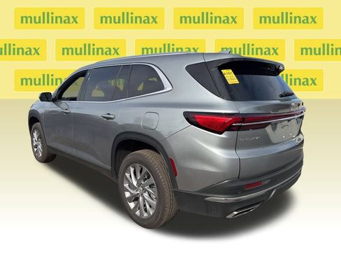 Used 2025 Buick Enclave Preferred image 47