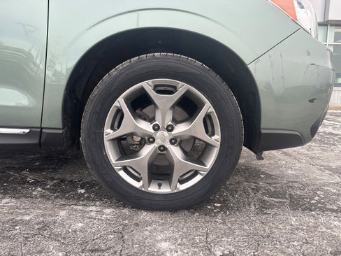 Used 2016 Subaru Forester 2.5i Touring w/ Eyesight & Navigation System image 10