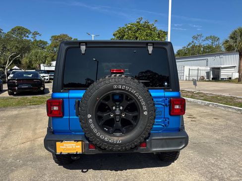 Certified 2022 Jeep Wrangler Unlimited Sport AWD/4WD image 4
