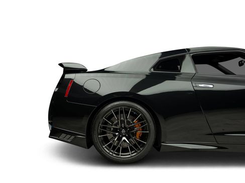 Used 2021 Nissan GT-R Premium AWD/4WD image 29