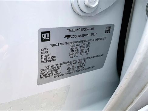 Used 2024 Chevrolet Silverado 1500 LT Trail Boss w/ LT Trail Boss Premium Package AWD/4WD image 35