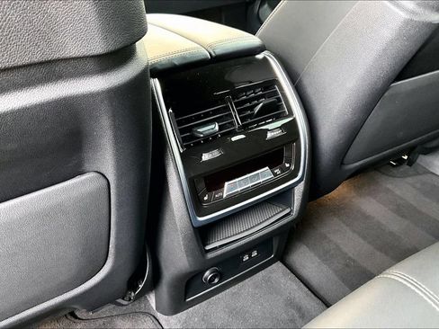 Used 2024 BMW X5 sDrive40i RWD image 32