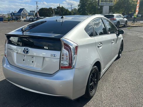 Used 2014 Toyota Prius Four image 4