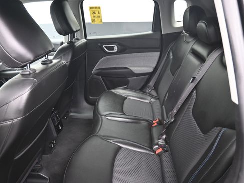 Used 2022 Jeep Compass Latitude w/ Convenience Group image 29