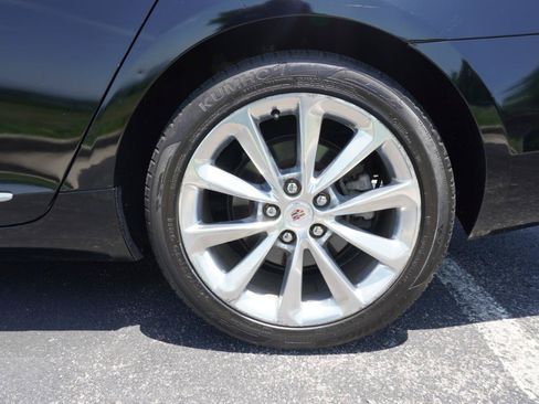 Used 2013 Cadillac XTS Premium FWD image 35