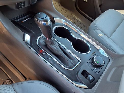 Used 2020 Chevrolet Traverse Premier w/ LPO, Floor Liner Package image 12