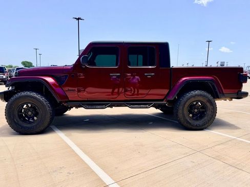 Used 2022 Jeep Gladiator Sport AWD/4WD image 7