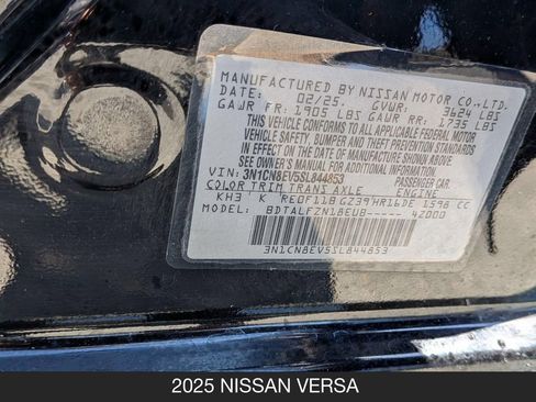 Used 2025 Nissan Versa SV FWD image 24