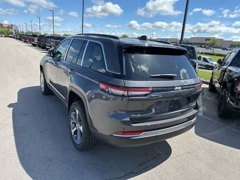 New 2026 Jeep Grand Cherokee Limited AWD/4WD image 9