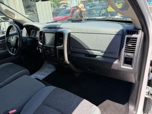 Used 2016 RAM 1500 Big Horn AWD/4WD image 11
