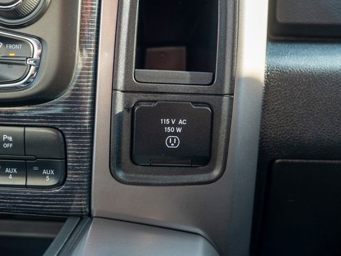 Used 2015 RAM 3500 Laramie Longhorn image 24