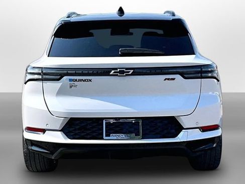 Certified 2024 Chevrolet Equinox EV RS w/ LPO, All-Weather Mat Package FWD image 4