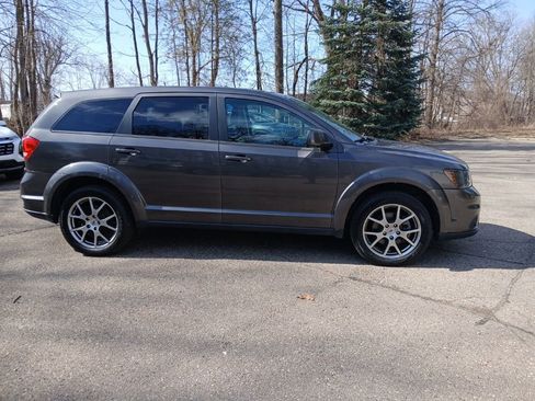 Used 2019 Dodge Journey GT image 4
