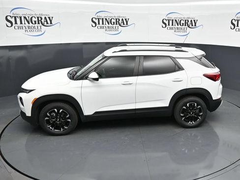 Used 2023 Chevrolet TrailBlazer LT FWD image 21