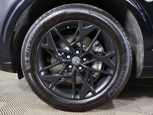 Used 2025 Genesis GV70 2.5T image 19