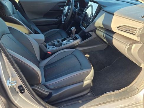 Certified 2025 Subaru Crosstrek 2.5i Limited w/ Crosstrek Mirror Package image 10