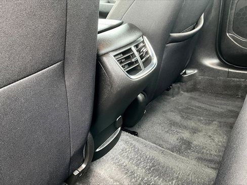 Used 2025 Chevrolet Malibu LT image 31