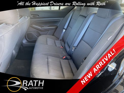 Used 2021 Nissan Frontier SV w/ Midnight Edition Floor Mats RWD image 17