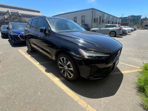 Certified 2023 Volvo XC60 B5 Plus w/ Climate Package AWD/4WD image 1