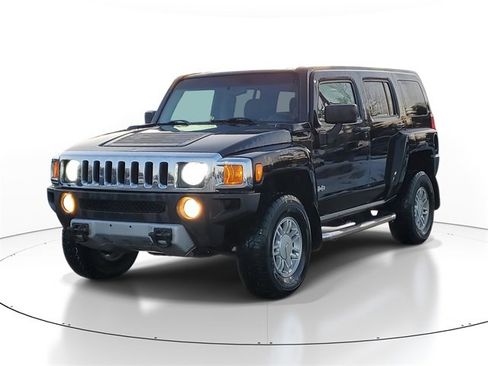 Used 2008 HUMMER H3 Luxury image 2