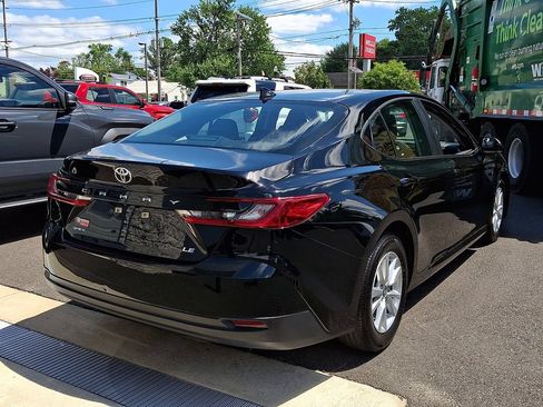 Used 2025 Toyota Camry LE FWD image 6