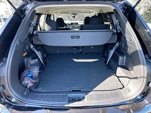 New 2025 Mitsubishi Outlander ES image 5