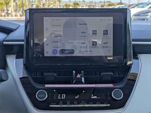 Used 2025 Toyota Corolla LE image 17