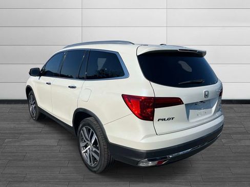 Used 2017 Honda Pilot Touring image 4
