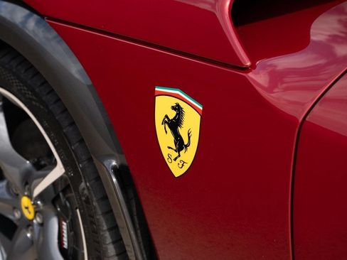 Used 2025 Ferrari Purosangue AWD/4WD image 19