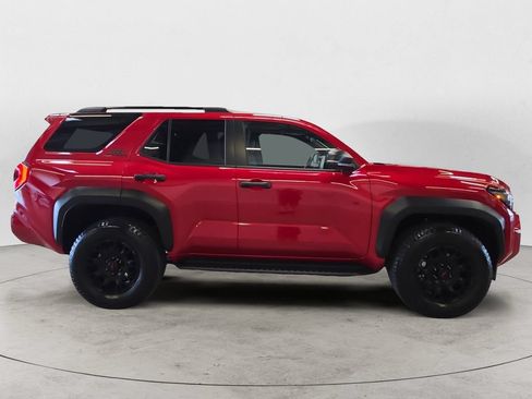 Used 2026 Toyota 4Runner TRD Off-Road Premium AWD/4WD image 4