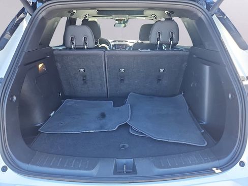 Used 2023 Chevrolet TrailBlazer RS w/ Sun and Liftgate Package AWD/4WD image 32