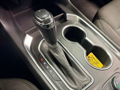 Certified 2020 Chevrolet Traverse LT image 18