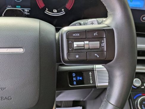 Used 2025 Hyundai Santa Fe SEL image 13