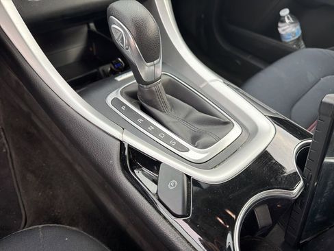 Used 2016 Ford Fusion SE image 11