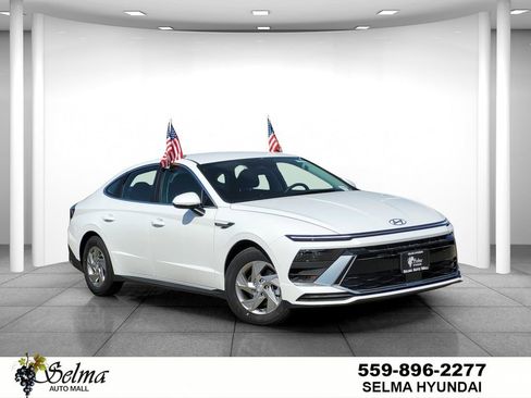 New 2026 Hyundai Sonata SE image 1