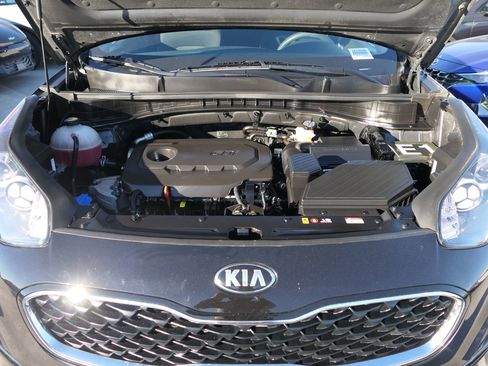 Used 2022 Kia Sportage LX image 28