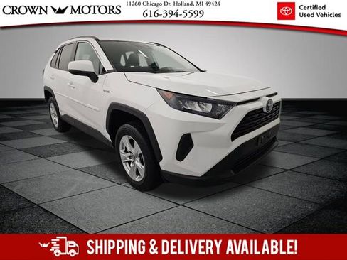 Certified 2020 Toyota RAV4 LE image 1